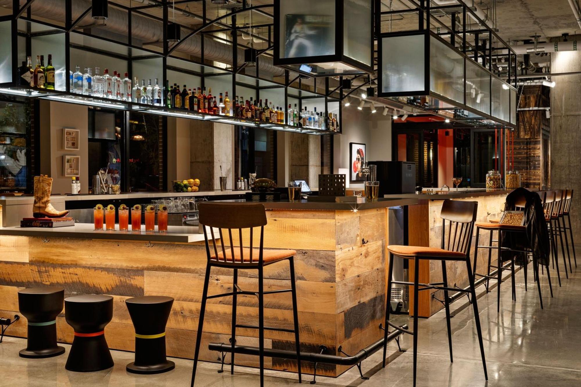 Moxy Omaha Downtown 호텔 외부 사진